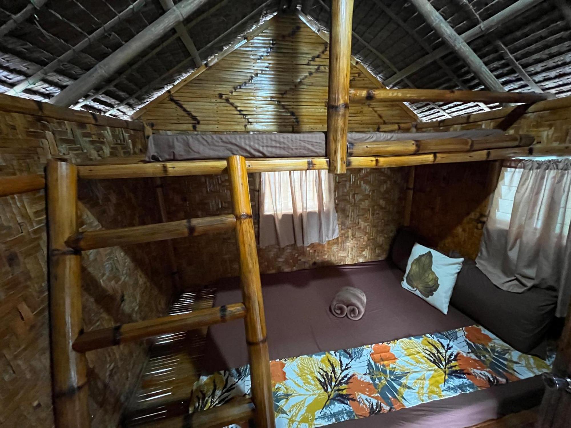 On Board Panglao Beach Hostel & Resort Dao  Exterior foto