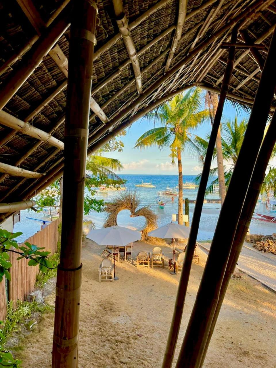 On Board Panglao Beach Hostel & Resort Dao  Exterior foto